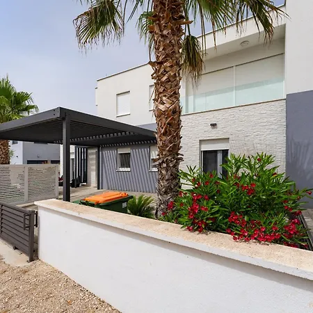 Villa Diana In Bei Nin