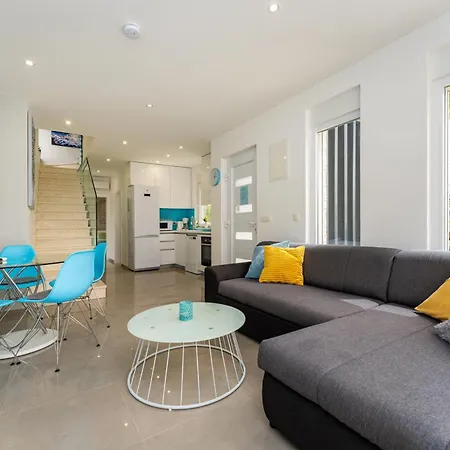 Diana In Bei Nin Villa *