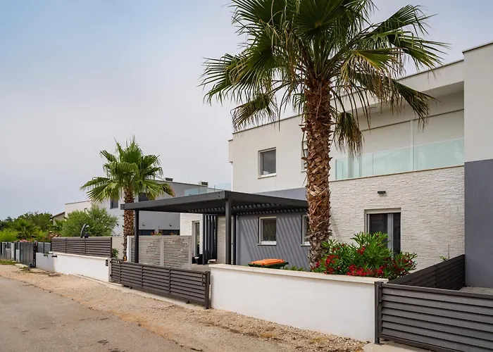 Villa Diana In Bei Nin